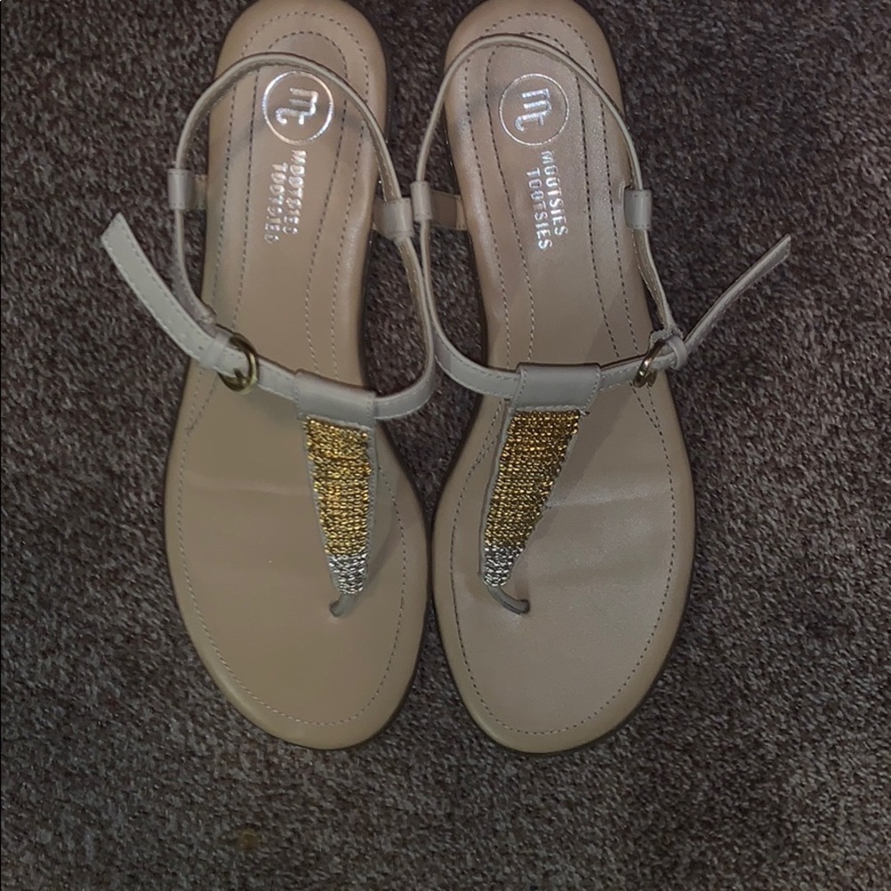 SPARKLEY GOLD AND SLIVER FLATS NEVER WORN